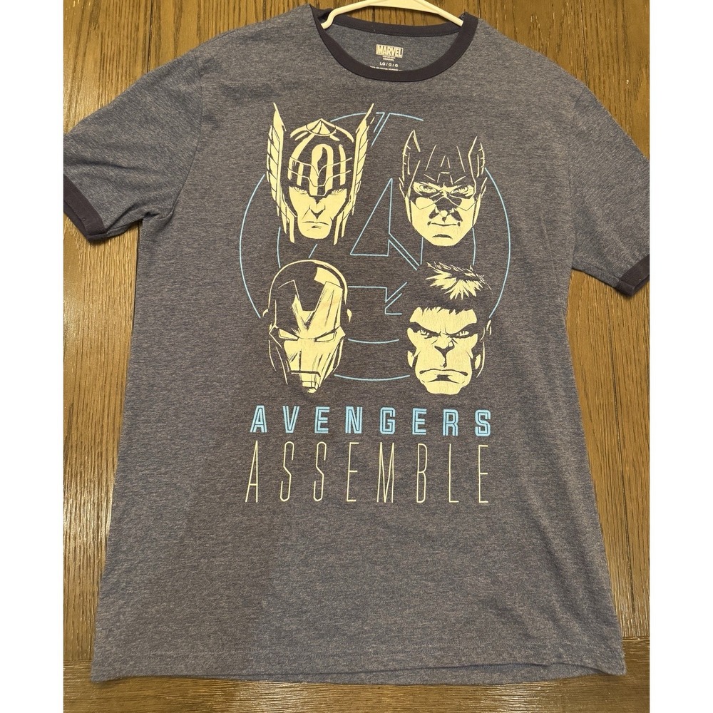 Marvel Men's Avengers Assemble Blue Graphic T-Shirt (Large)